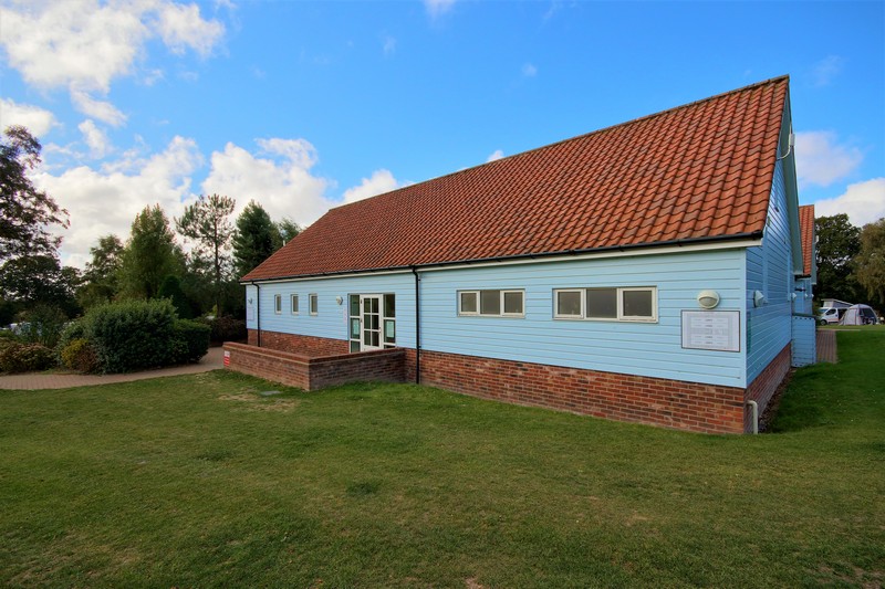 Sheringham Caravan Park Woodlands